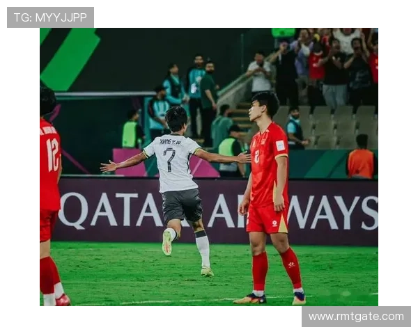 祖国万岁中国球迷免票看国足决赛